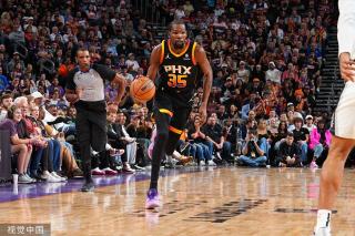 国足在比赛 国足在比赛